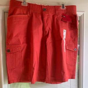 NWT Lee coral Bermuda shorts 14